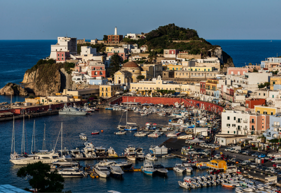 Environmental Impact Assessment of piers in the Ponza Island harbor basin